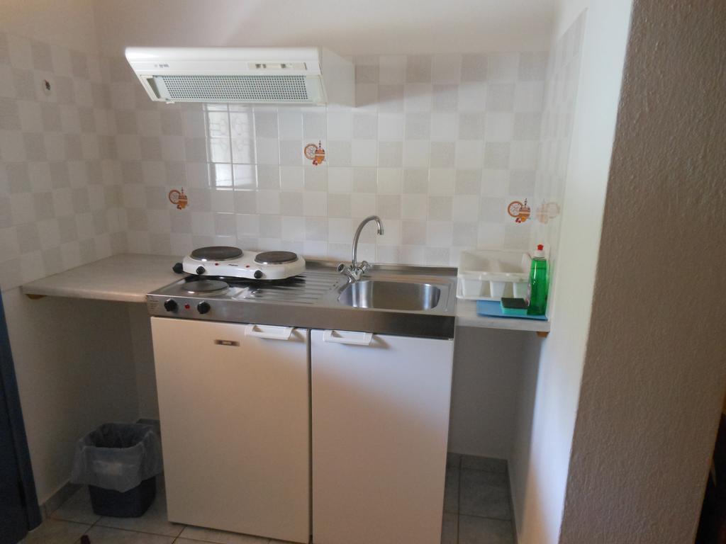Pansion Giorgos & Rania Apartment Skiathos Town Room photo